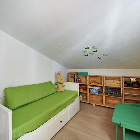Mansarda Albero Verde Con Piscina Casanova Lerrone Eksteriør billede