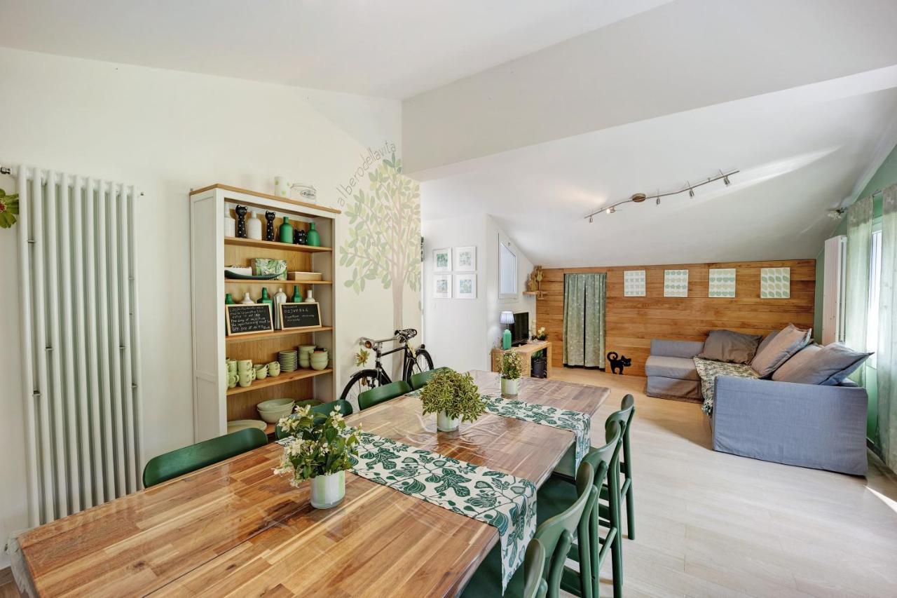 Mansarda Albero Verde Con Piscina Casanova Lerrone Eksteriør billede