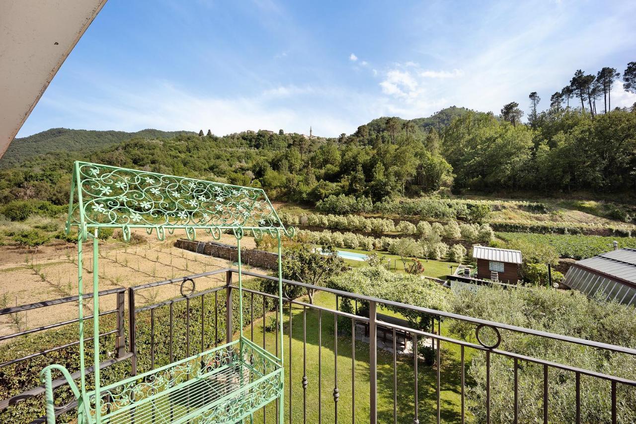 Mansarda Albero Verde Con Piscina Casanova Lerrone Eksteriør billede